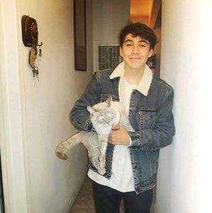 Meet your Posher, David